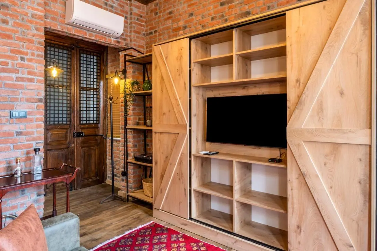 Apartamento Flat With Galata Tower View Near Sishane Metro Estambul